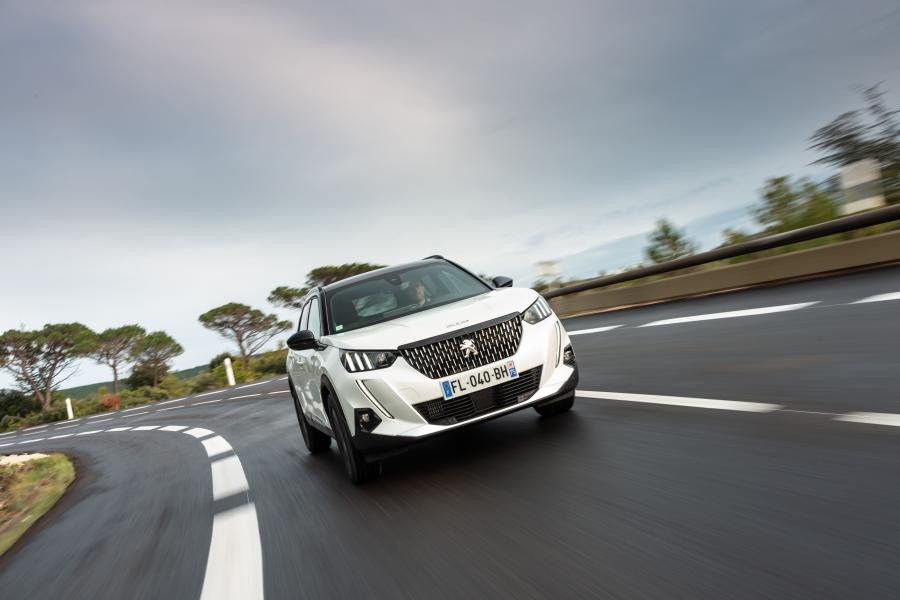  Peugeot 2008 GT Line 2019 года  (WW) (фото 36 из 40)